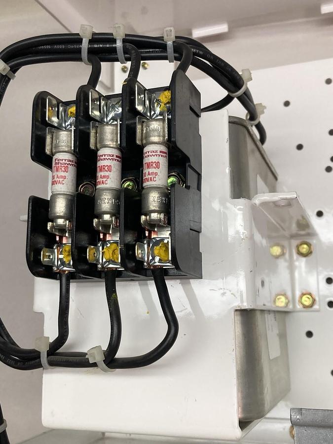 Used GE,E33752,Evolution PFC CAP MCC Bucket 60Hz 480V 10kVAR