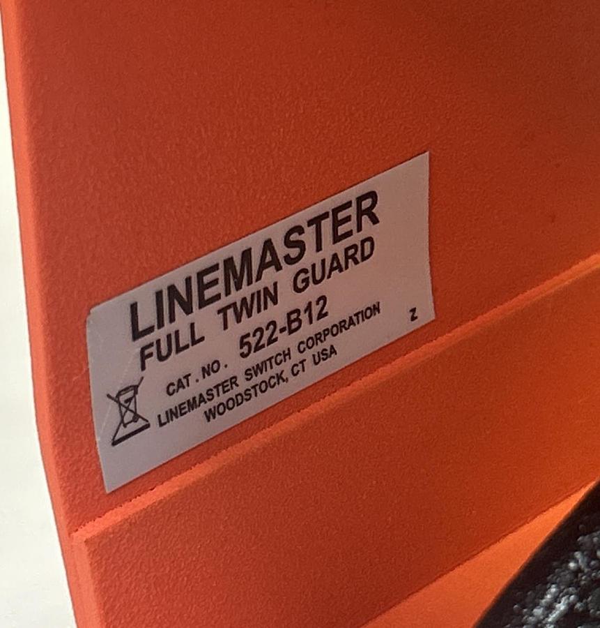 LINEMASTER,522-B12,TWIN FULL GUARD FOOT PEDAL SWITCH NEW
