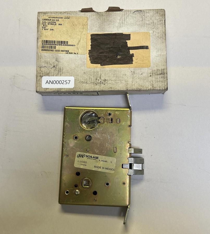 SCHLAGE,L9080LB,STOREROOM LOCK RH BODY ONLY NOS