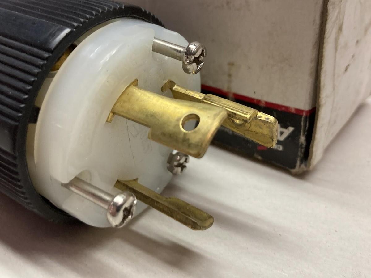 Arrow Hart,CWL630P,Electrical Plug