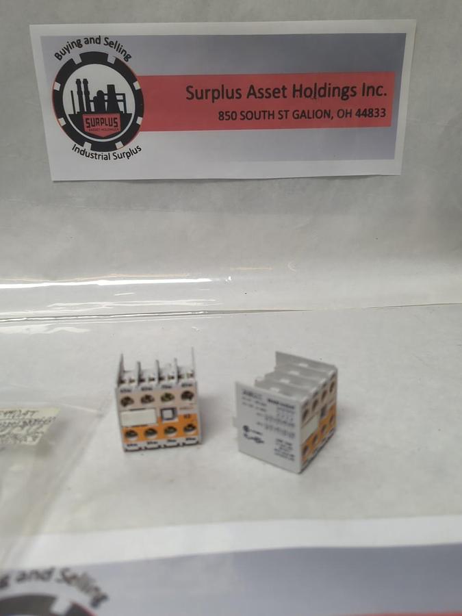 Used AGUT,MALF440AT,CONTACT BLOCK LOT OF 2 PRE-OWNED
