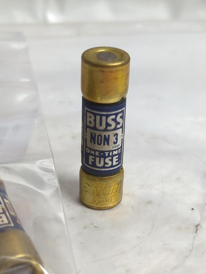Used COOPER BUSSMANN,NON3,ONE-TIME 3 AMP FUSE LOT OF 5 PRE-OWNED