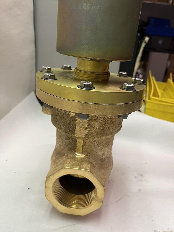 Circle Seal Controls,31570-200PHAA25,Atkomatic 2" Valve 115V 500PSI NC LIQUID 40