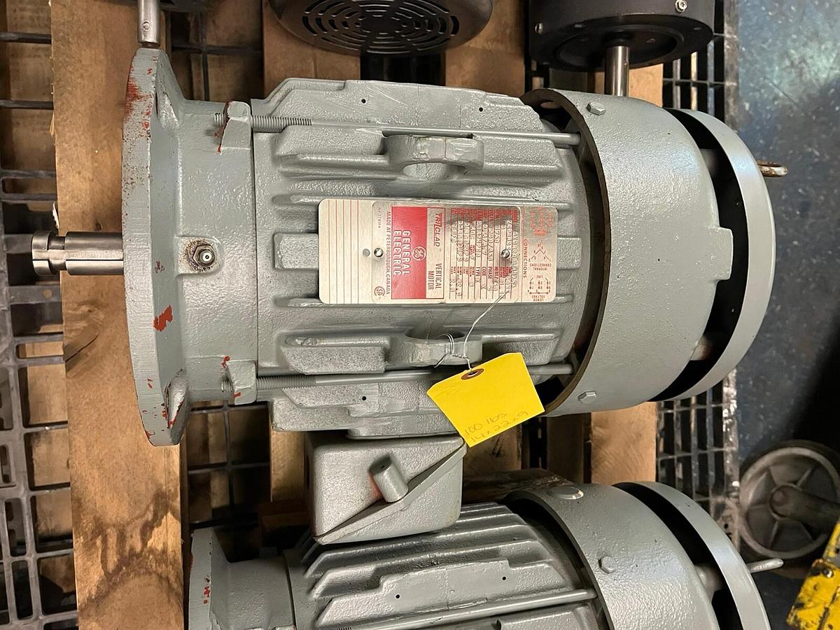 GE,5K182QP4JA6A,TRI CLAD VERTICAL MOTOR 3HP 1760RPM 230/460V L182HP10