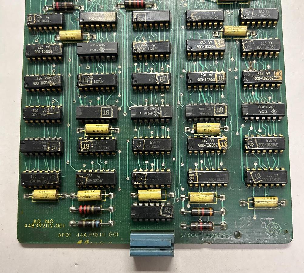 Used GE FANUC,44A390411G01,TYPE APD1 PC BOARD