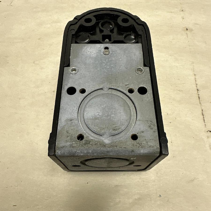 Levitron,30A-125/250V, Receptacle