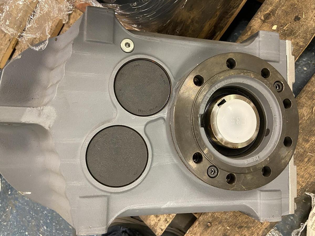 Sew-Eurodrive,FAZ77AM182,Gear Reducer Ratio 75.02 In 1750RPM Out 23RPM