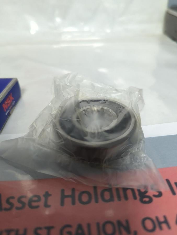 NSK,6304VVC3,DEEP GROOVE BALL BEARING NOS