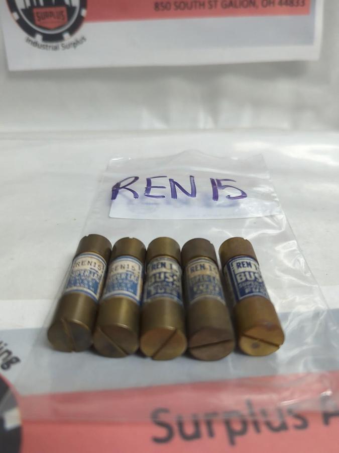 COOPER BUSSMANN,REN15,RENEWABLE 15 AMP FUSE LOT OF 5 PRE-OWNED