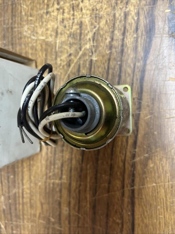 JOHNSON CONTROLS,R61719-108A,VALVE COIL 120V 60HZ