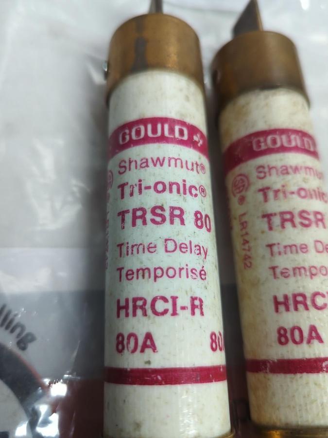 Used GOULD SHAWMUT,TRSR80,TRI-ONIC FUSE 80 AMP LOT OF 2 PRE-OWNED