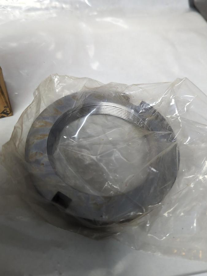 DODGE,066024,S.D ADAPTER NUT SIZE 2-7/16 INCH NOS