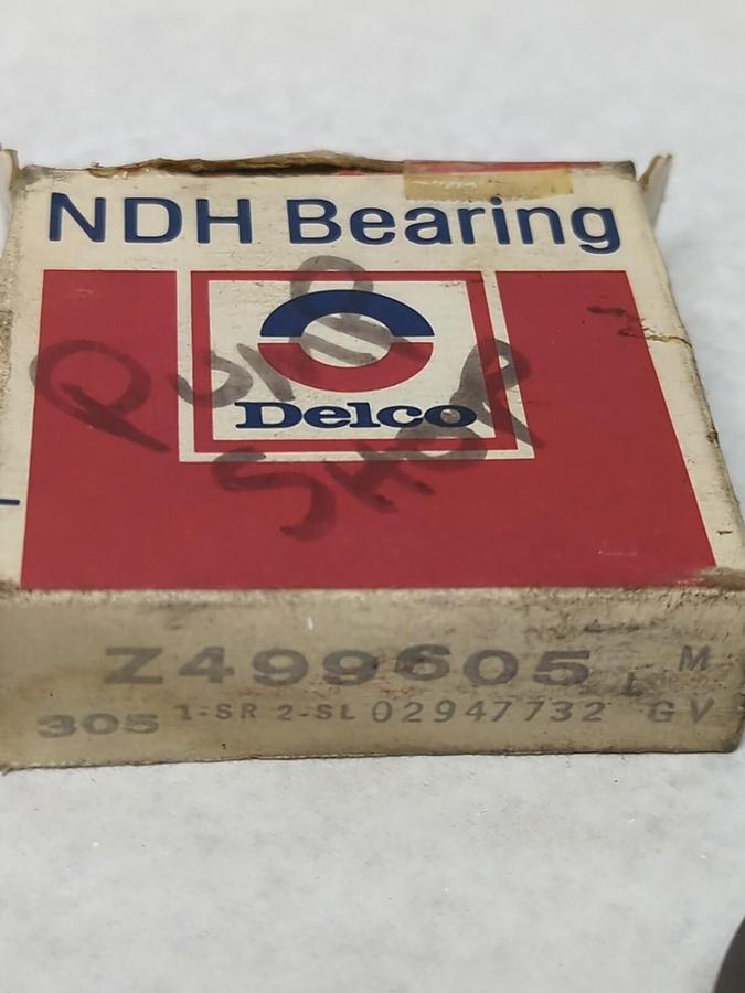 NDH-DELCO,Z499605,SINGLE ROW SEALED BALL BEARING NOS