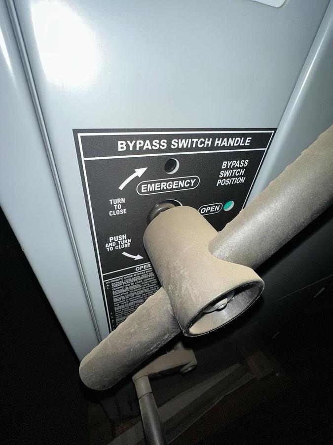 Emerson ASCO,7000 Series,TRANSFER SWITCH 7ACTB 480V 600A 3PH  J7ACTBA30600N5ZC