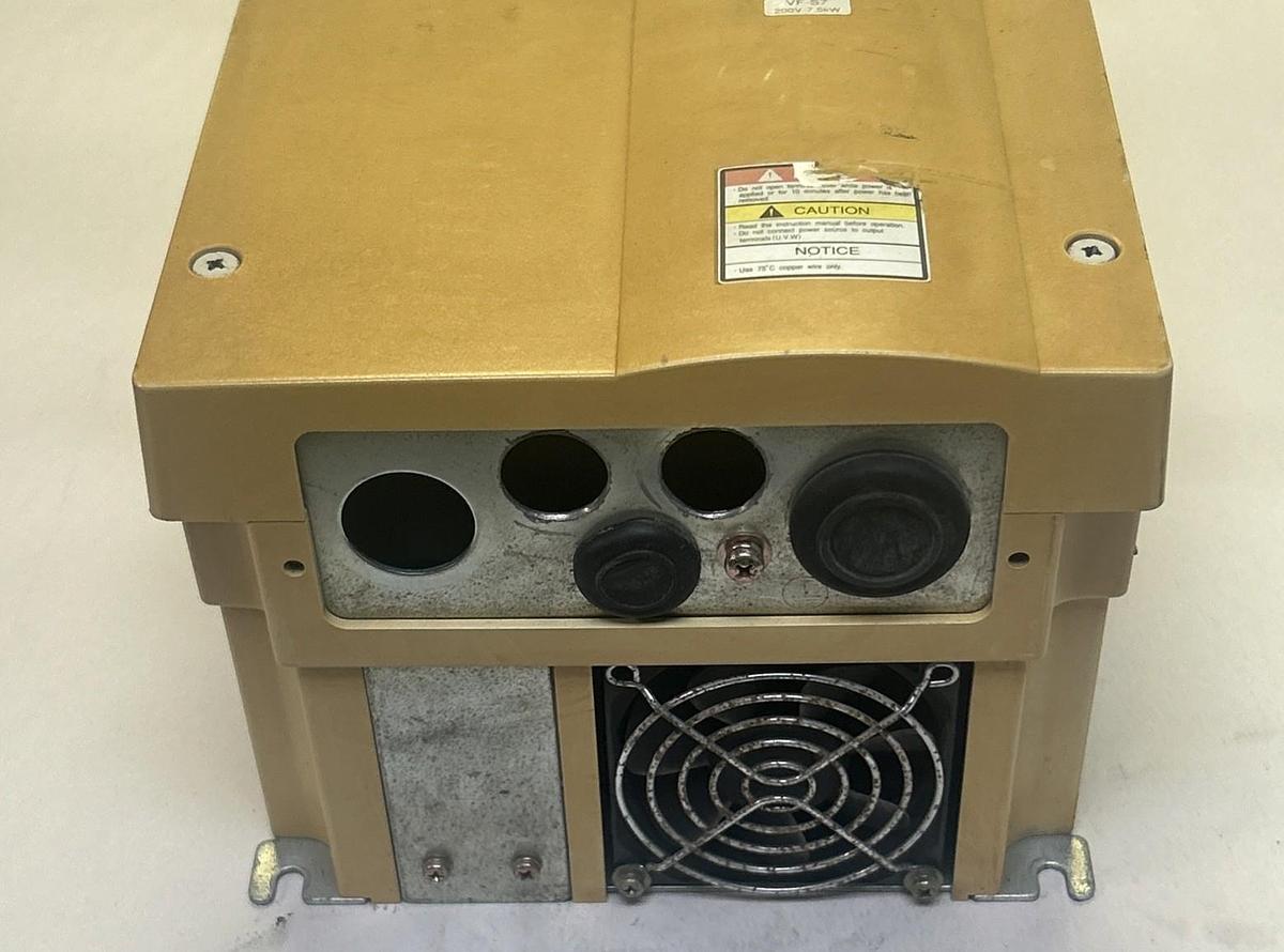 Used TOSHIBA,VFS7-2075UPLH,TRANSISTOR INVERTER DRIVE VFD