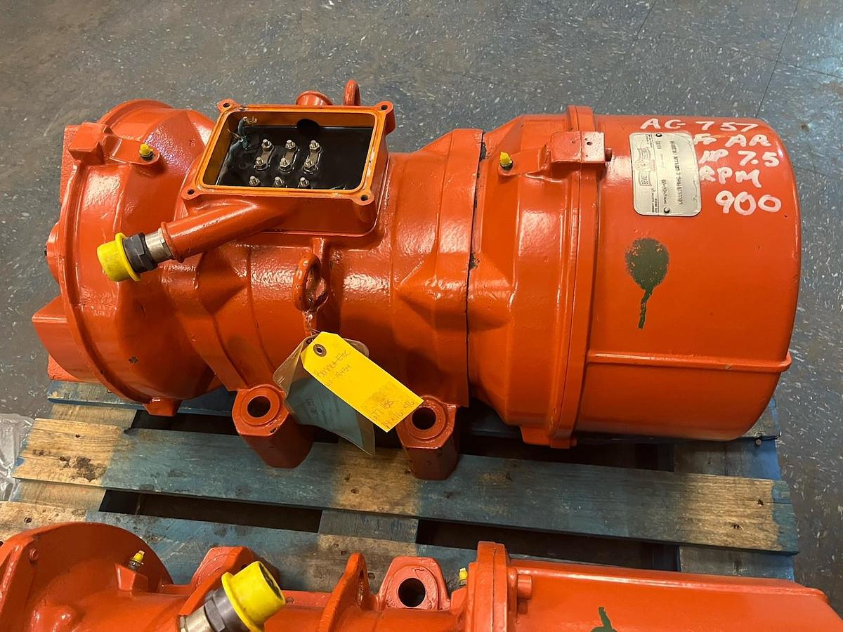 Used MILLER,7.5HP,ELECTRIC VIBRATOR,230/460V 3PH