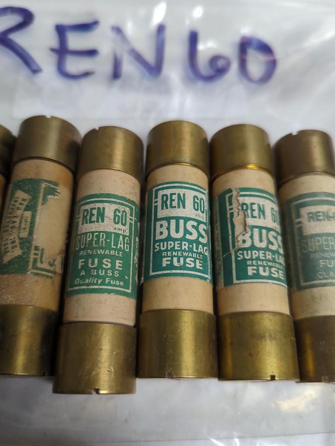 COOPER BUSSMANN,REN-60,RENEWABLE 60 AMP FUSE LOT OF 13 PRE-OWNED