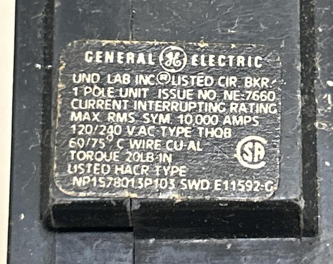 Used GENERAL ELECTRIC,THQB120,CIRCUIT BREAKER 20A 120/240V 1P LOT OF 2