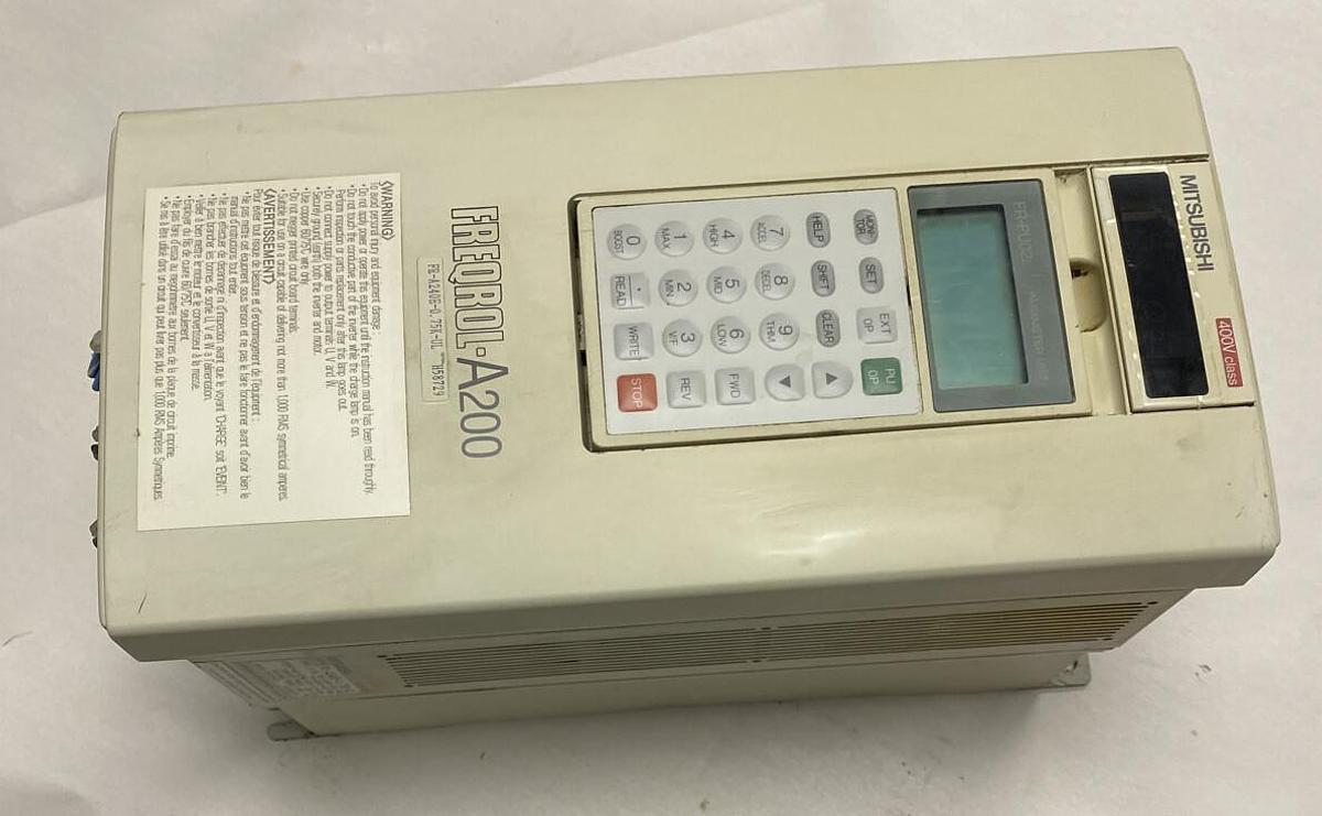 Used Mitsubishi,FR-A240E-0.75K-UL FREQROL-A200,Inverter 1.5HP 380-460V Parameter Unit