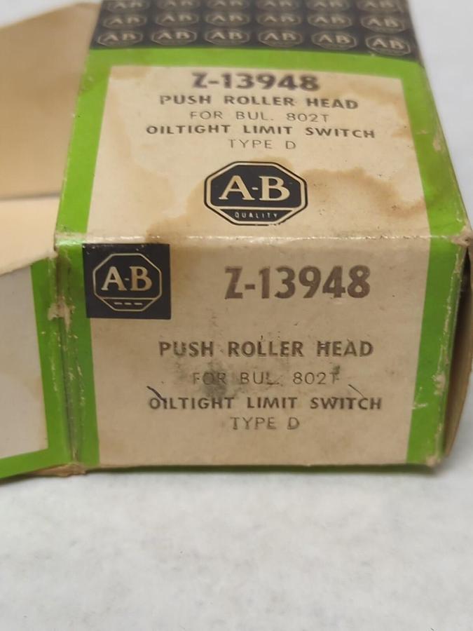 ALLEN BRADLEY,Z-13948,PUSH ROLLER HEAD FOR BUL. 802T NOS