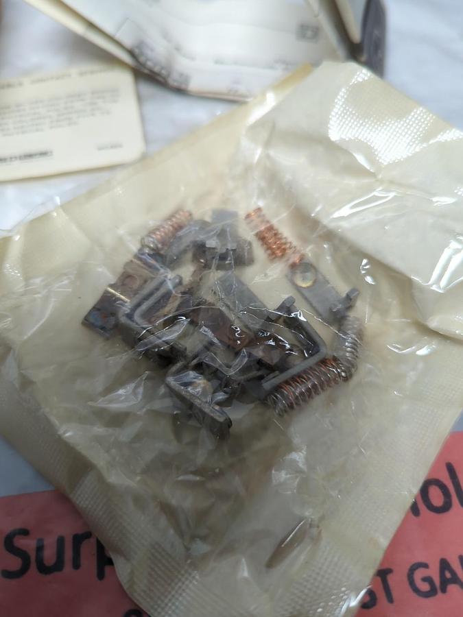 SQUARE D,9998-RA-82,CONTACT KIT 4-POLE SIZE 0 TYPES B & R NOS