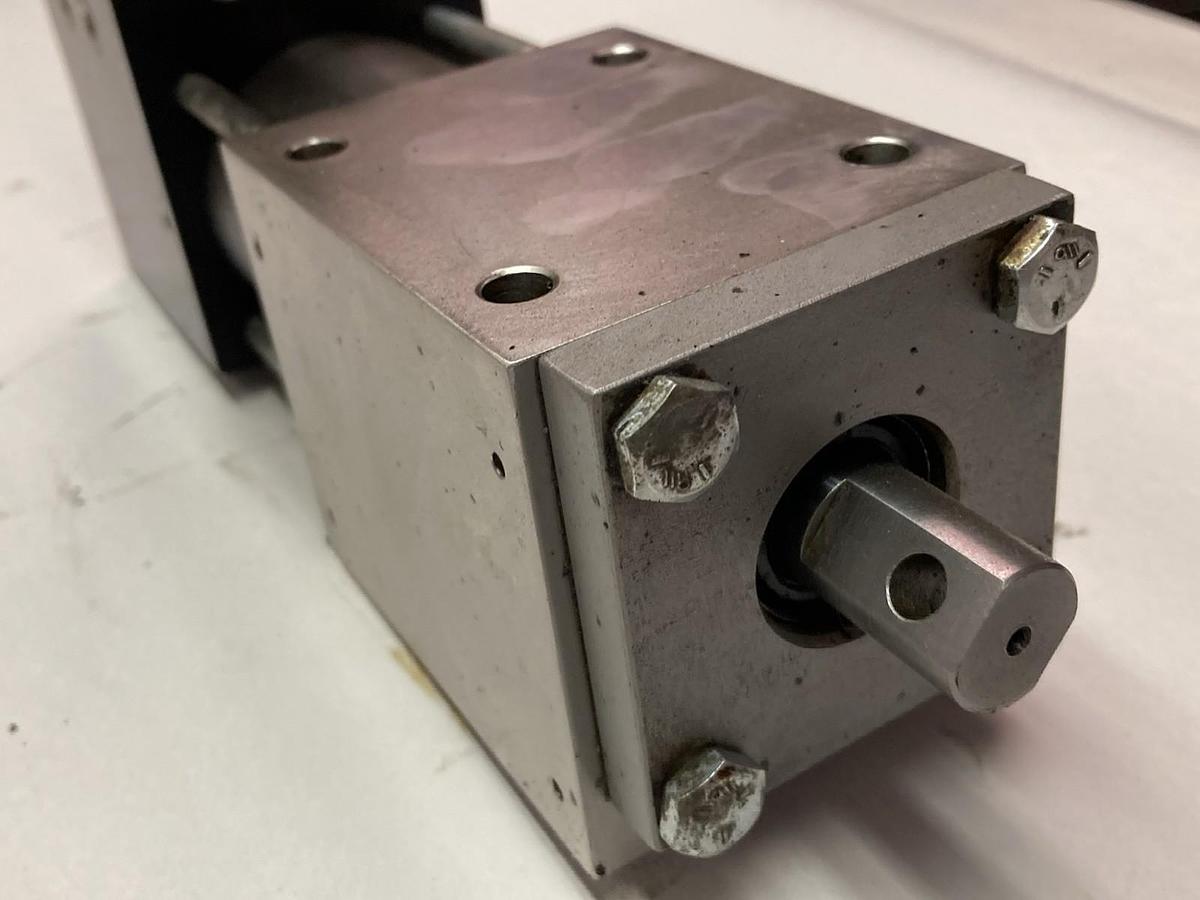 Used Elwood,PS-250-701-DA,Pilot Valve 1600PSI (250 BAR)