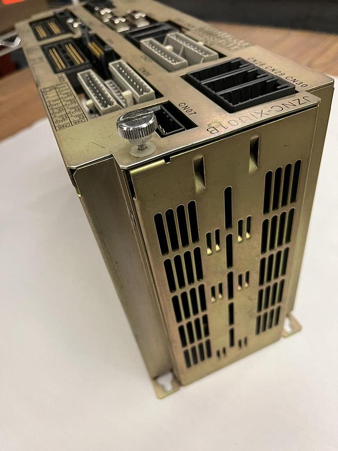 Used YASKAWA,JZNC-XIU01B,SERVO AMPLIFIER