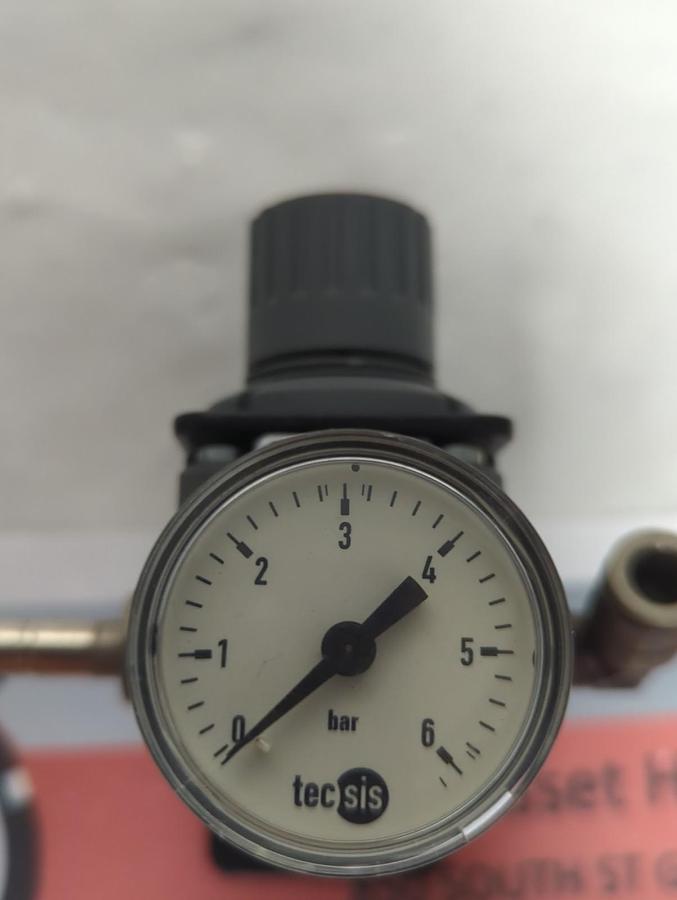 Used CAMOZZI,M004-RS39,REGULATOR ASSEMBLY PRE-OWNED