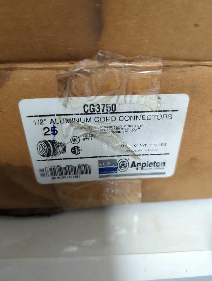 APPLETON,CG370,ALUMMINUM CORD CONNECTORS 1/2 INCH LOT OF 21 PCS NOS
