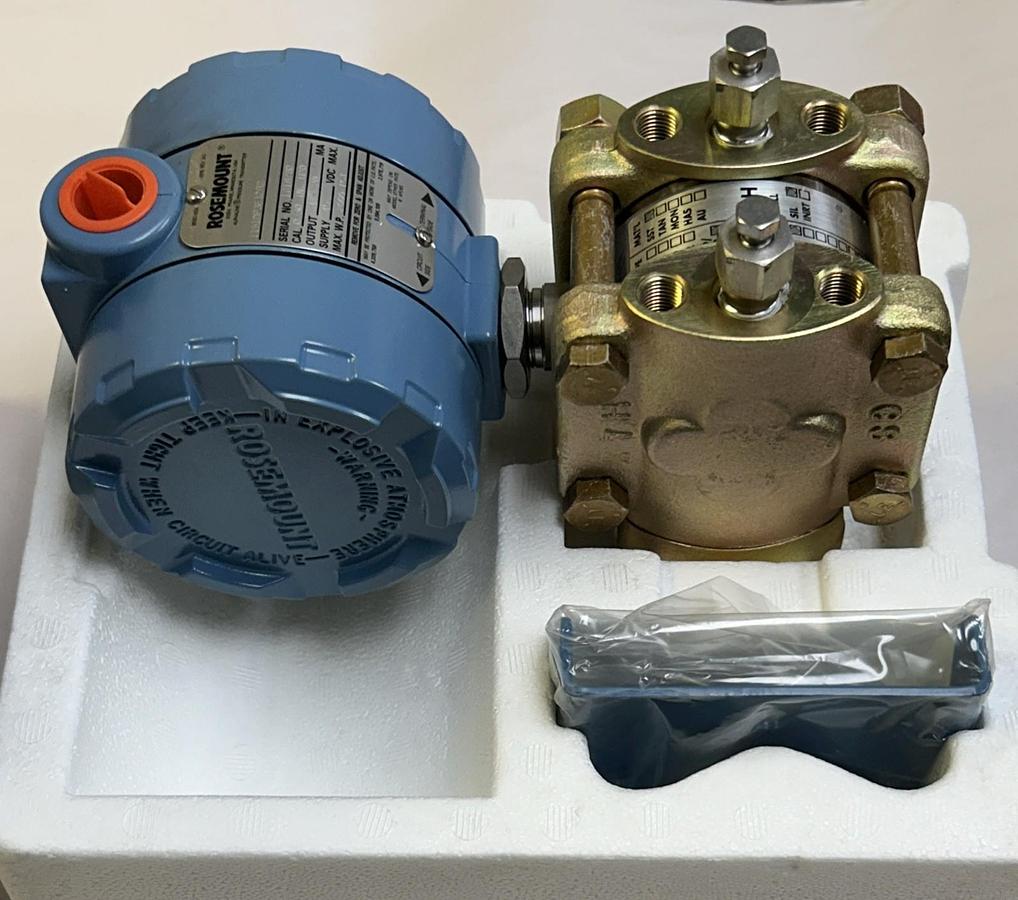 ROSEMOUNT,1151DP3E12B2,PRESSURE DIFFERENTIAL TRANSMITTER NEW
