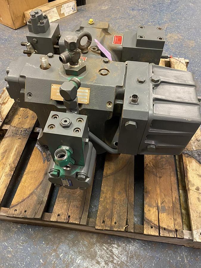 Used OILGEAR,PVLKVL-170-NVA-BB/G,HYDRAULIC OIL PUMP PVL REFURBISHED