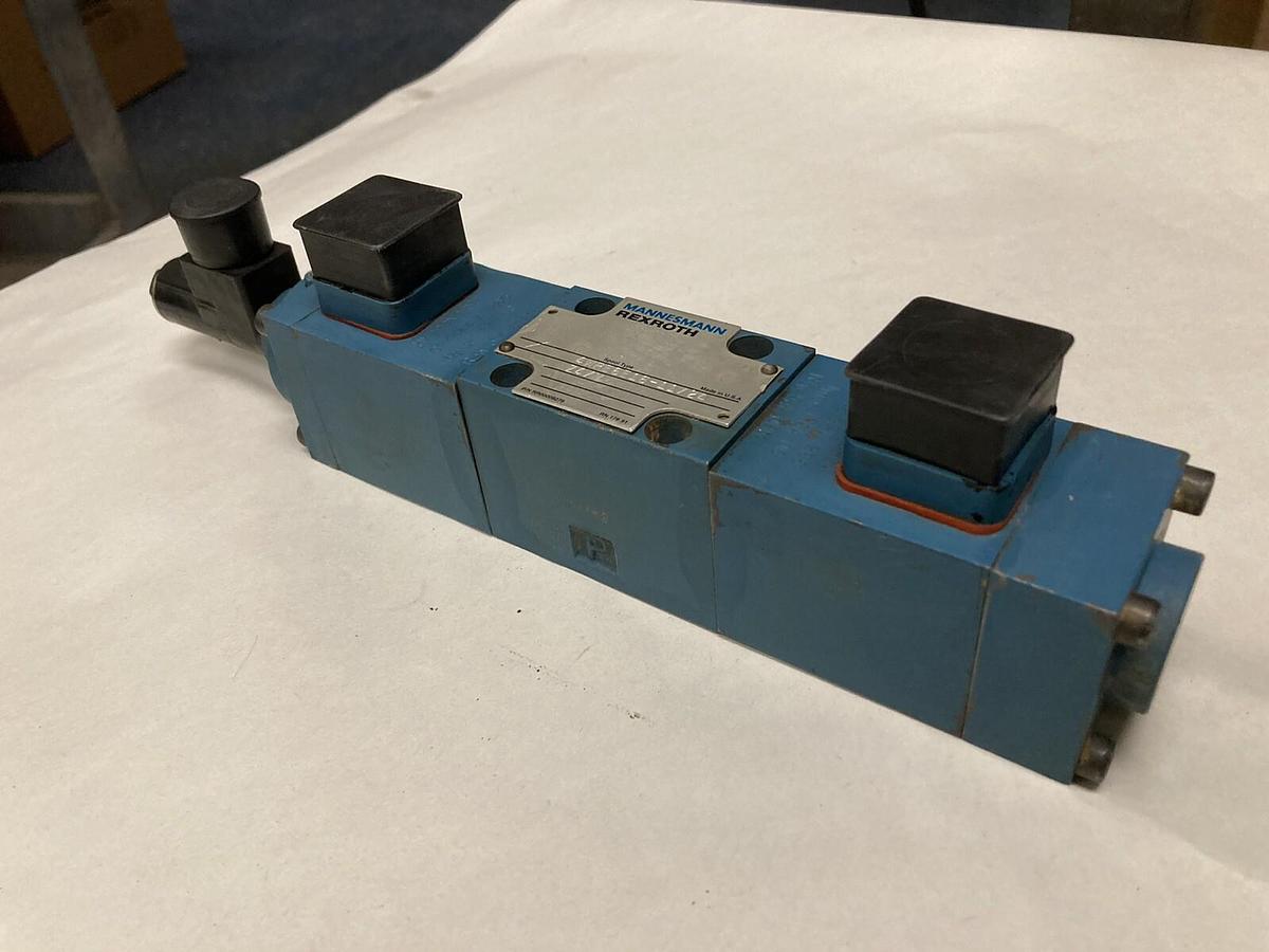Used Mannesmann Rexroth,4WRE6E16-11/24 Z4/V, Proportional Directional Valve