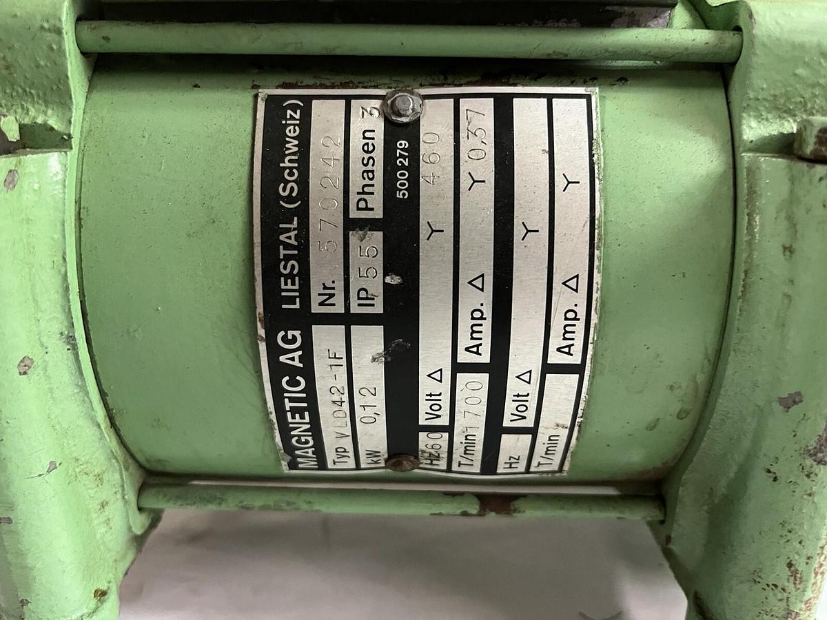 Used MAGNETIC AG,570242, VIBRATOR VLD42-1F 3PH