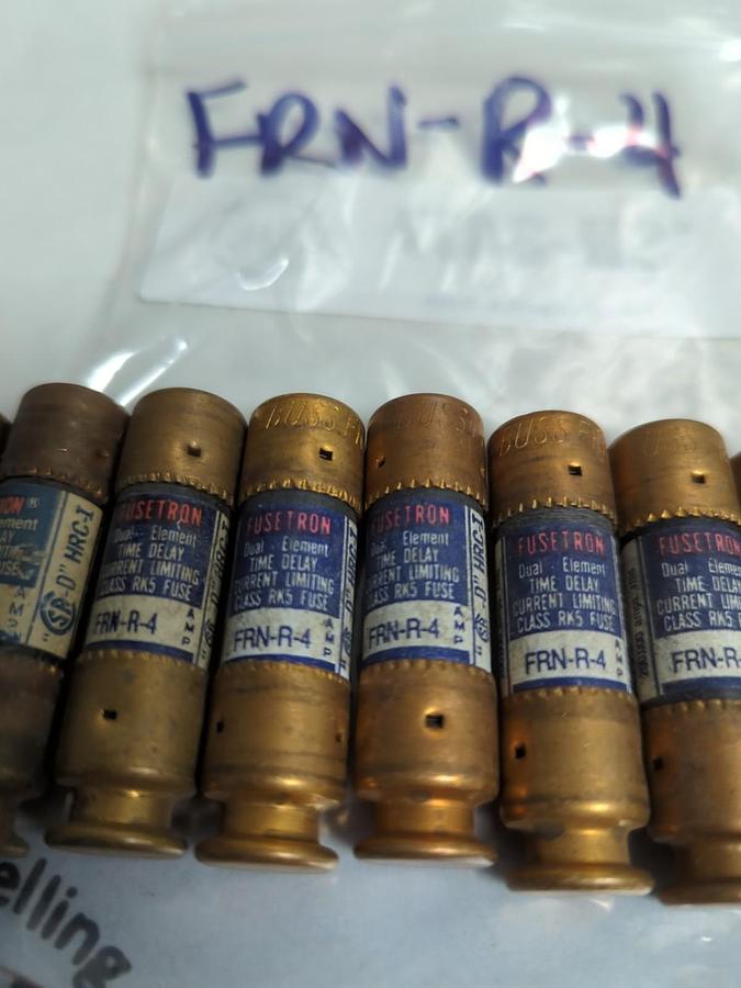 Used COOPER BUSSMANN,FRN-R-4,FUSETRON 4 AMP FUSE LOT OF 8 PRE-OWNED