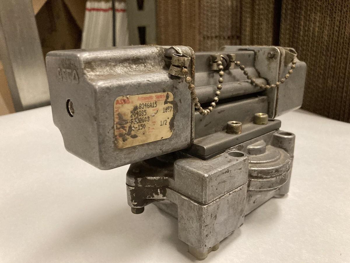 Used Asco RedHat,8346A15,Solenoid Valve