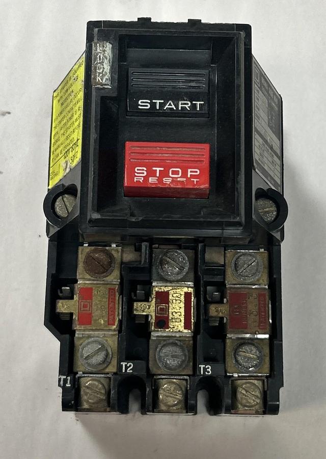 Used SQUARE D,2510MBG22,MANUAL MOTOR STARTER SIZE M-0 200/230VAC 3PH 3HP