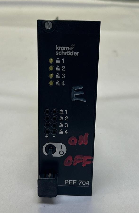 Used KROM SHRODER,84372510,PFF704T/N FLAME DETECTOR RELAY