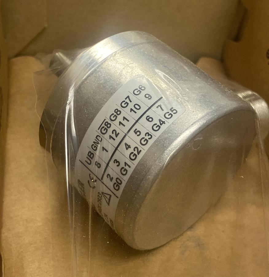 Used HENGSTLER,0565860,ABSOLUTE ENCODER NEW