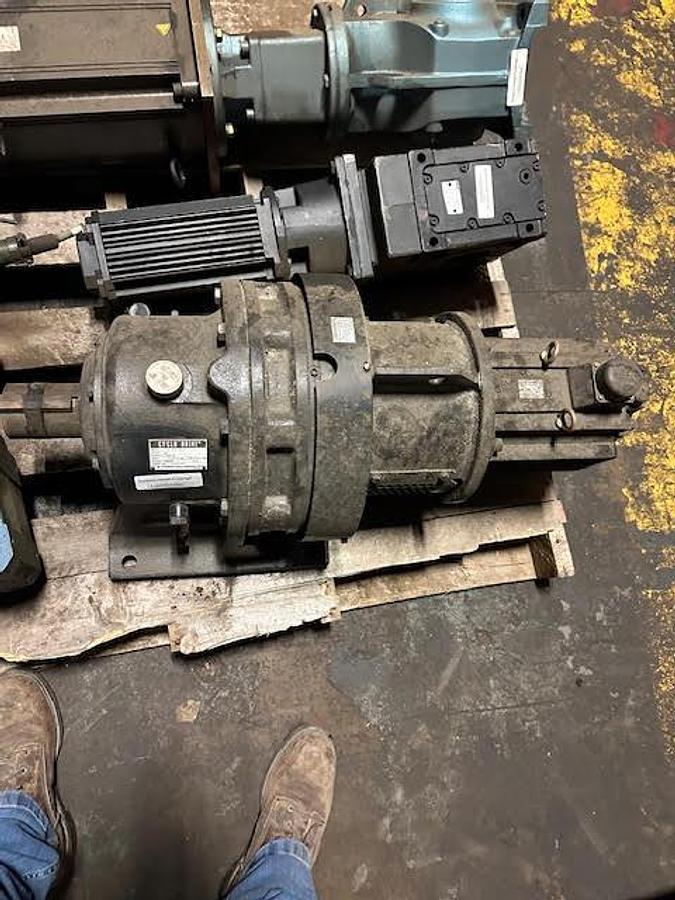 Used Sumitomo CHHJ-6170-4N-21 Gearbox