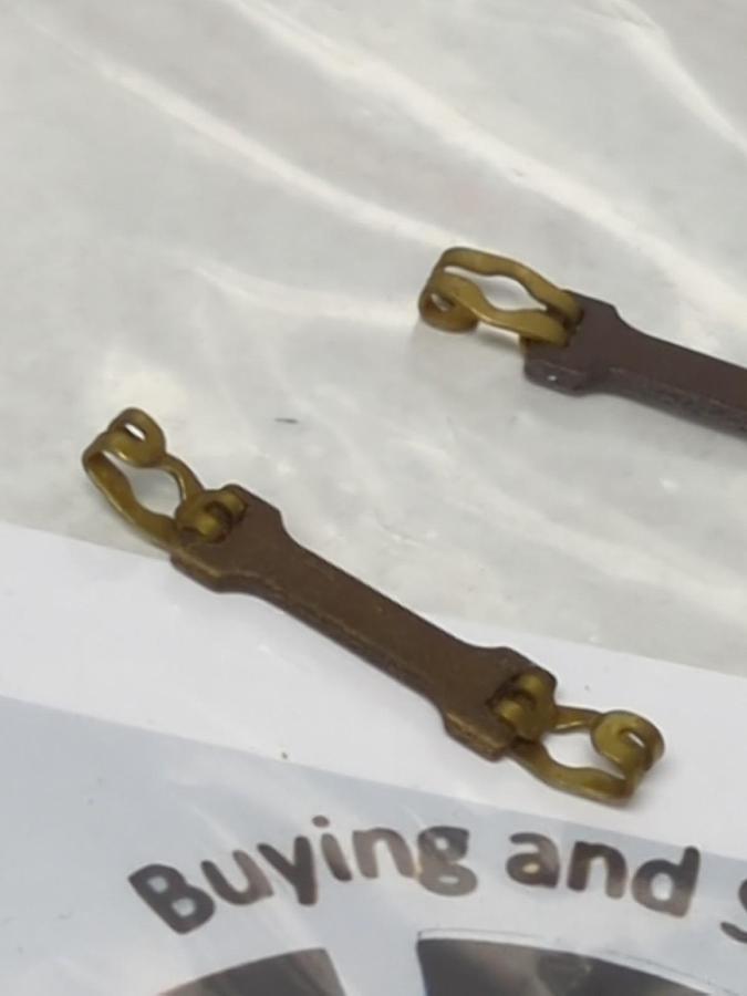 Used EAGLE ELECTRIC,#308,BALL CHAIN INSULATORS LOT OF 165 NOS