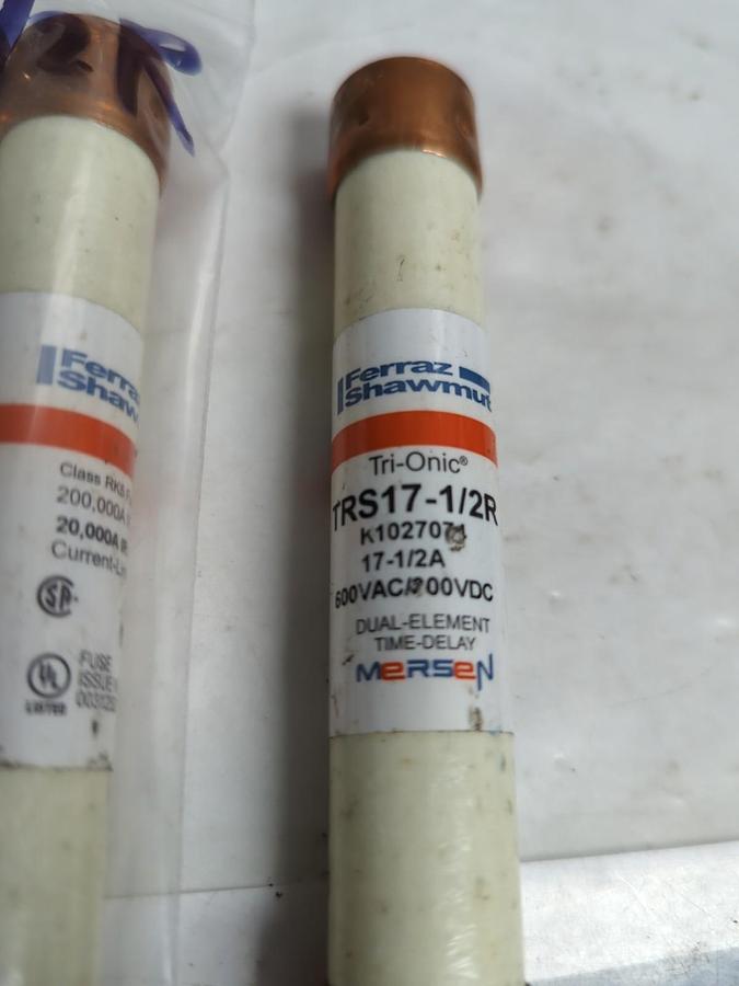 Used FERRAZ SHAWMUT,TRS17-1/2R,TRI-ONIC FUSE17-1/2 AMP LOT OF 3 PRE-OWNED