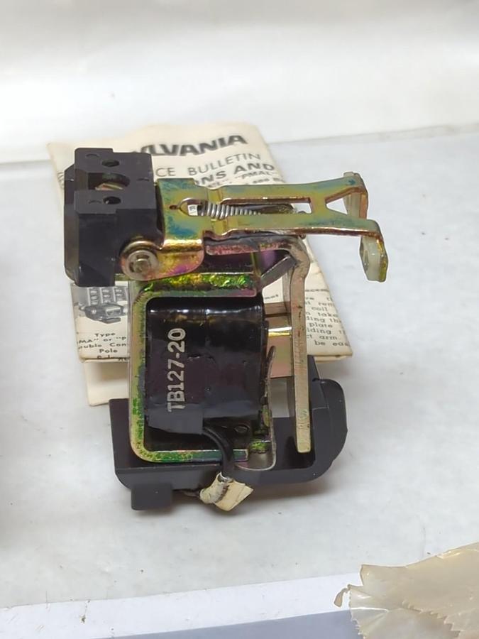 SYLVANIA,KPMH-12-76,LATCH MECHANISM NOS