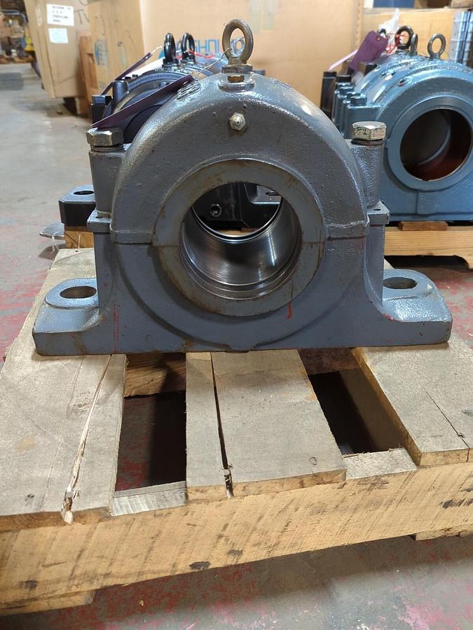 FSQ BEARING,SN 528,PILLOW PLUMMER BLOCK HOUSING NOS