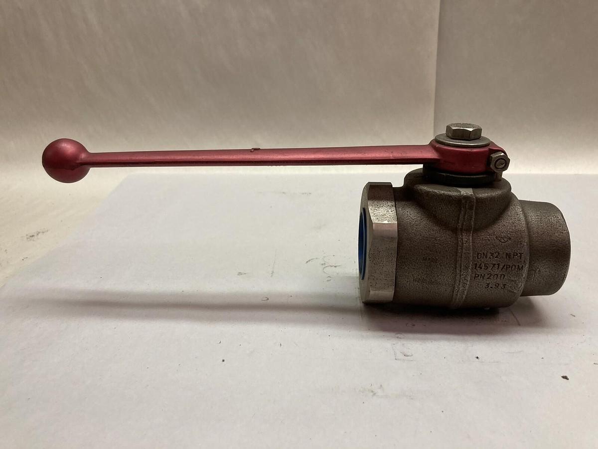 Rotelman,PN200,1 1/4 Inch Hydraulic Valve 32 NPT