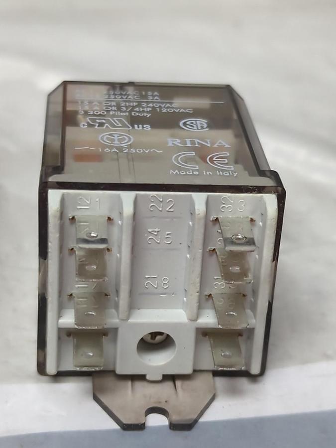 ALLEN BRADLEY,700-HD32A1,SERIES C CAPACITOR NOS