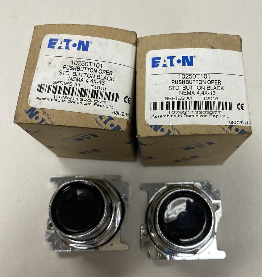 Used Eaton,10250T101,Pushbutton Operator Series A1 Lot of 2 NOS