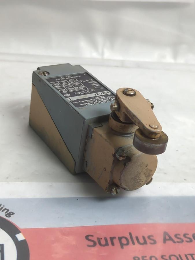 Used ALLEN BRADLEY,802T-BP,SERIES F OILTIGHT LIMIT SWITCH PRE-OWNED