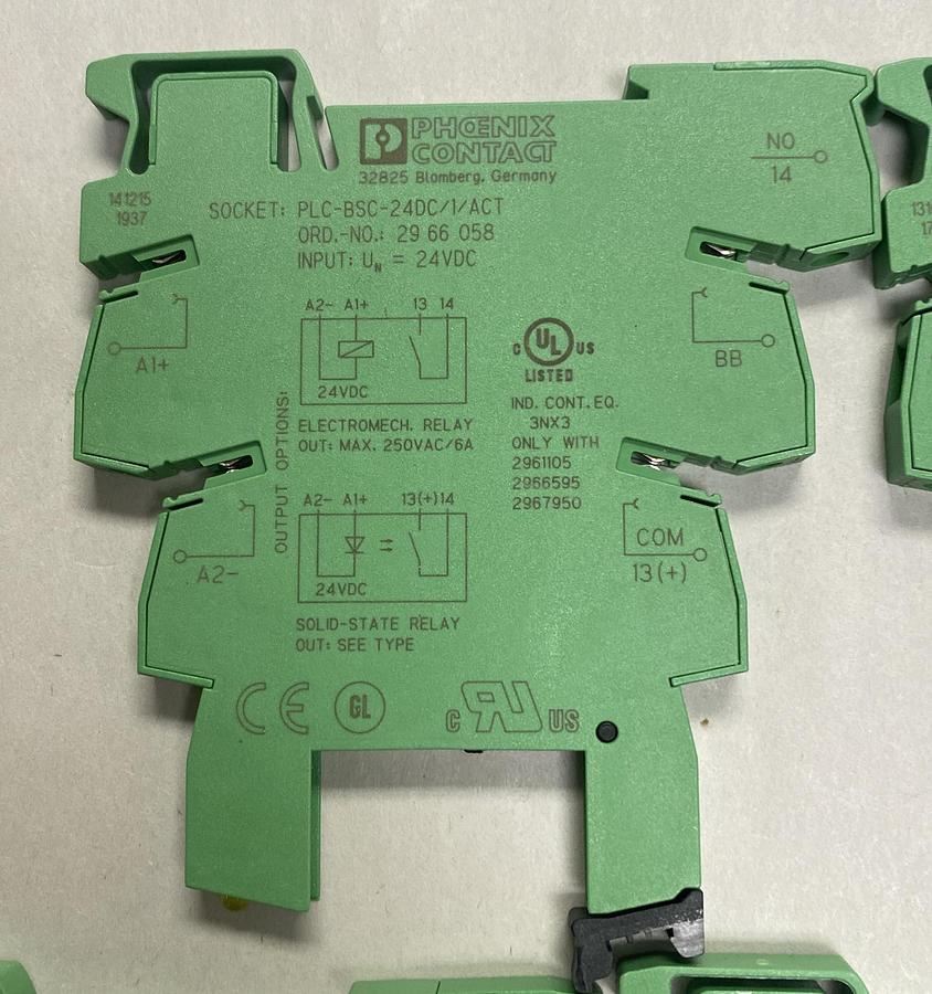 PHOENIX CONTACT,PLC-BSC- 24DC/ 1/ACT 2966058,RELAY SOCKET LOT OF 7 NEW