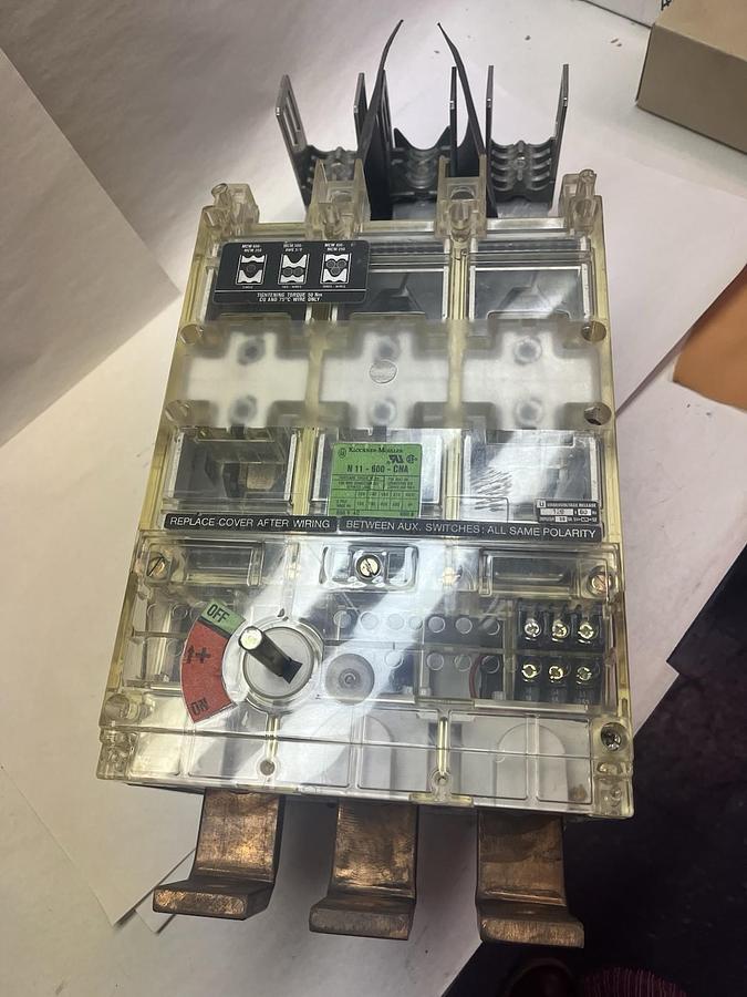 Used KLOCKNER-MOELLER,N11-600-CNA,CIRCUIT BREAKER 600A 600V