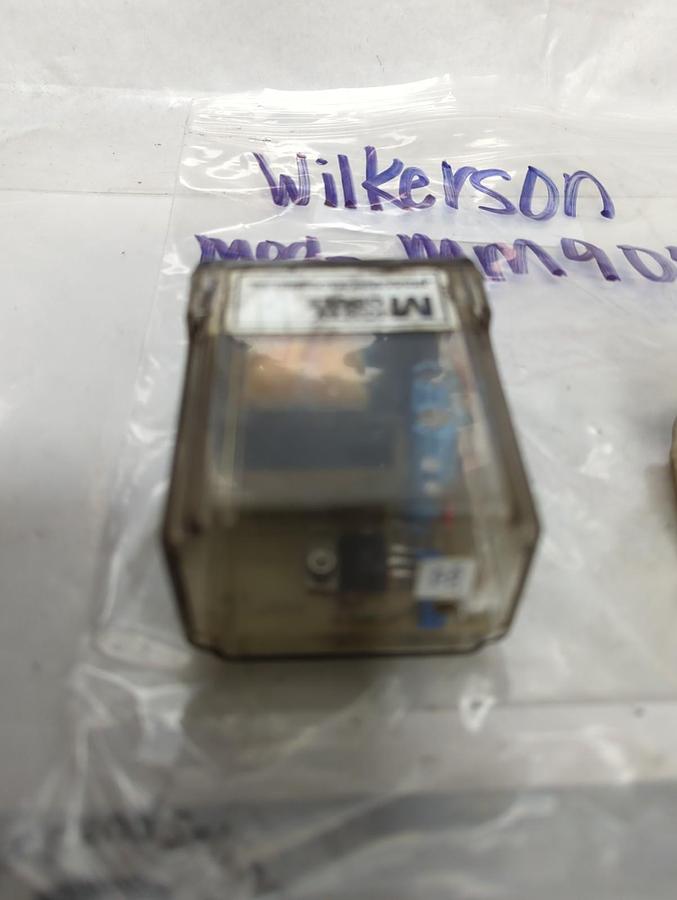 Used WILKERSON,MM9046,RELAY 24VDC LOT OF 2 PRE-OWNED